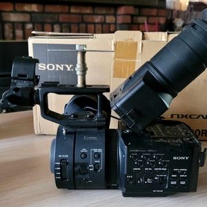 Sony NXCAM NEX-FS700RH BUDDLE ONLY SERIOUS BUYER  - $3,000 